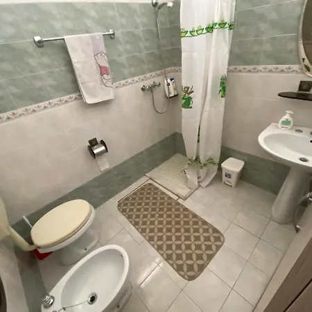 Casa Confortevole A بيت للعطل